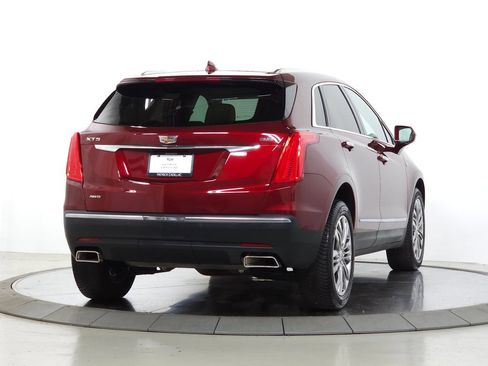 Used 2017 Cadillac XT5 Premium Luxury AWD/4WD image 9