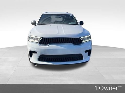 Used 2024 Dodge Durango SXT image 2