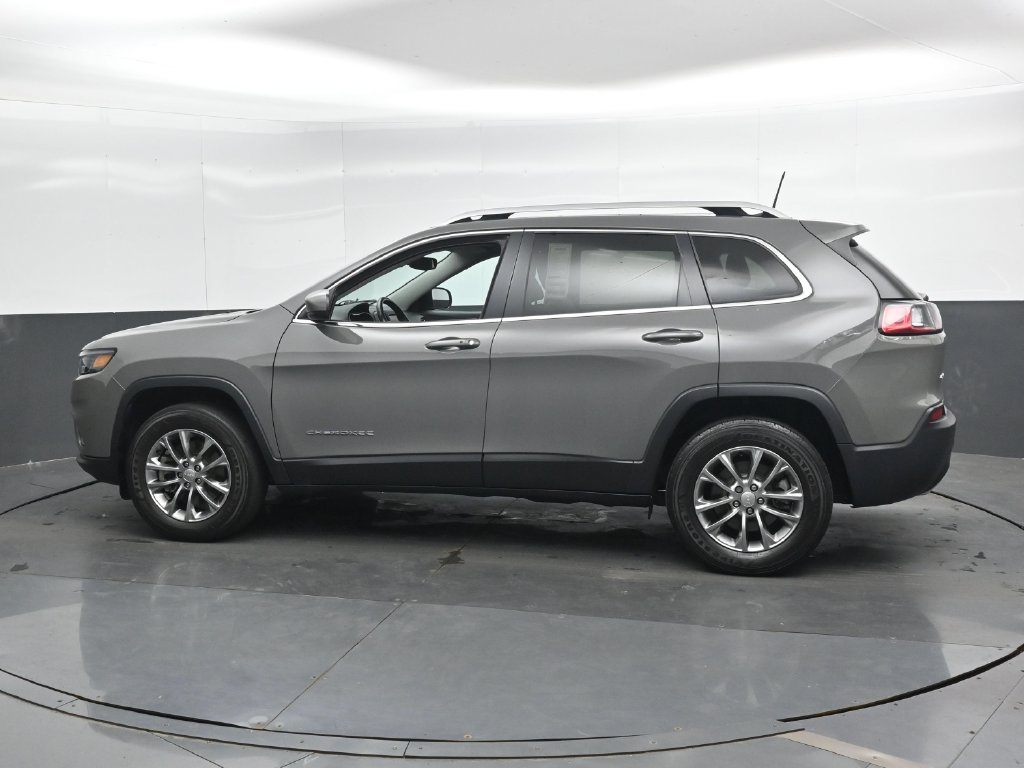 Used 2021 Jeep Cherokee Latitude Lux w/ Sun & Sound Group AWD/4WD image 10