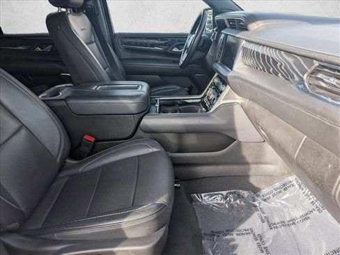 Used 2023 GMC Yukon Denali image 23