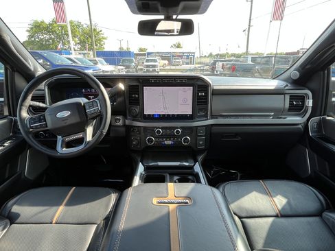 Used 2024 Ford F250 Platinum AWD/4WD image 35