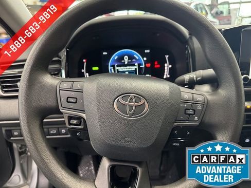 Used 2025 Toyota Camry LE FWD image 19