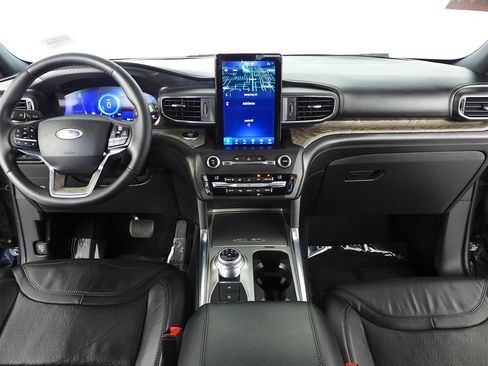 Used 2020 Ford Explorer Platinum w/ Premium Technology Package AWD/4WD image 27