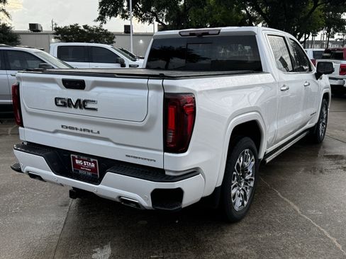 Used 2024 GMC Sierra 1500 Denali Ultimate AWD/4WD image 8