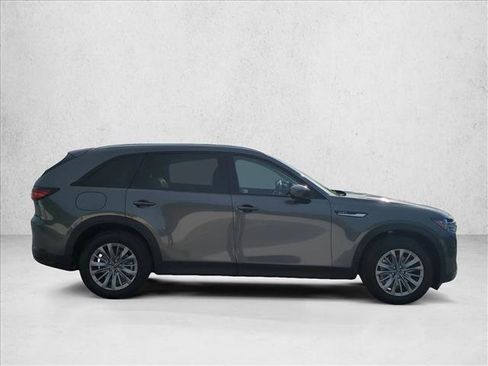 Used 2025 MAZDA CX-90 Plug-In Hybrid w/ Preferred image 4