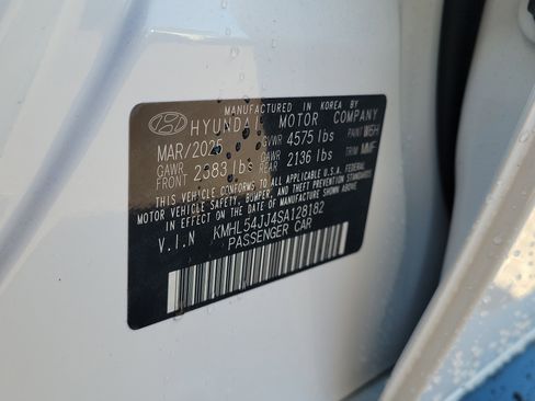 New 2025 Hyundai Sonata Limited image 35