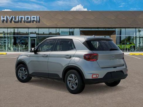 New 2026 Hyundai Venue SE FWD image 5