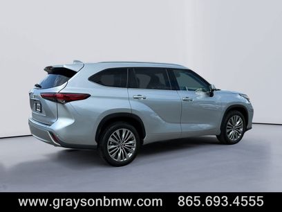 Used 2021 Toyota Highlander Platinum