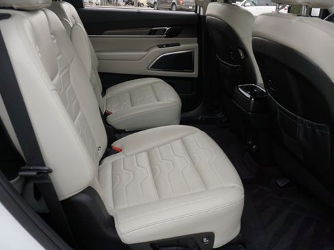 Used 2020 Kia Telluride SX w/ SX Prestige Package image 33