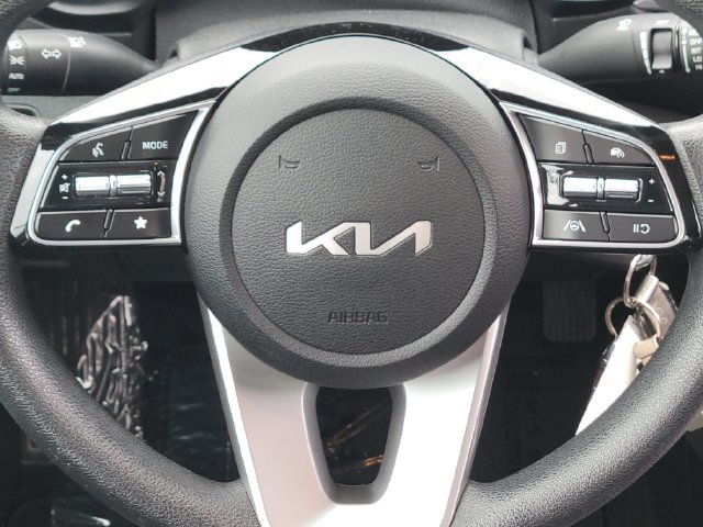 Certified 2023 Kia Forte LXS FWD image 13