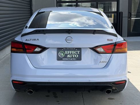 Used 2025 Nissan Altima 2.5 SR AWD/4WD image 12