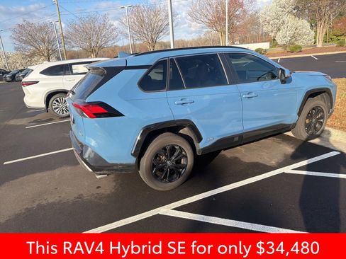 Used 2023 Toyota RAV4 SE w/ Convenience Package AWD/4WD image 16