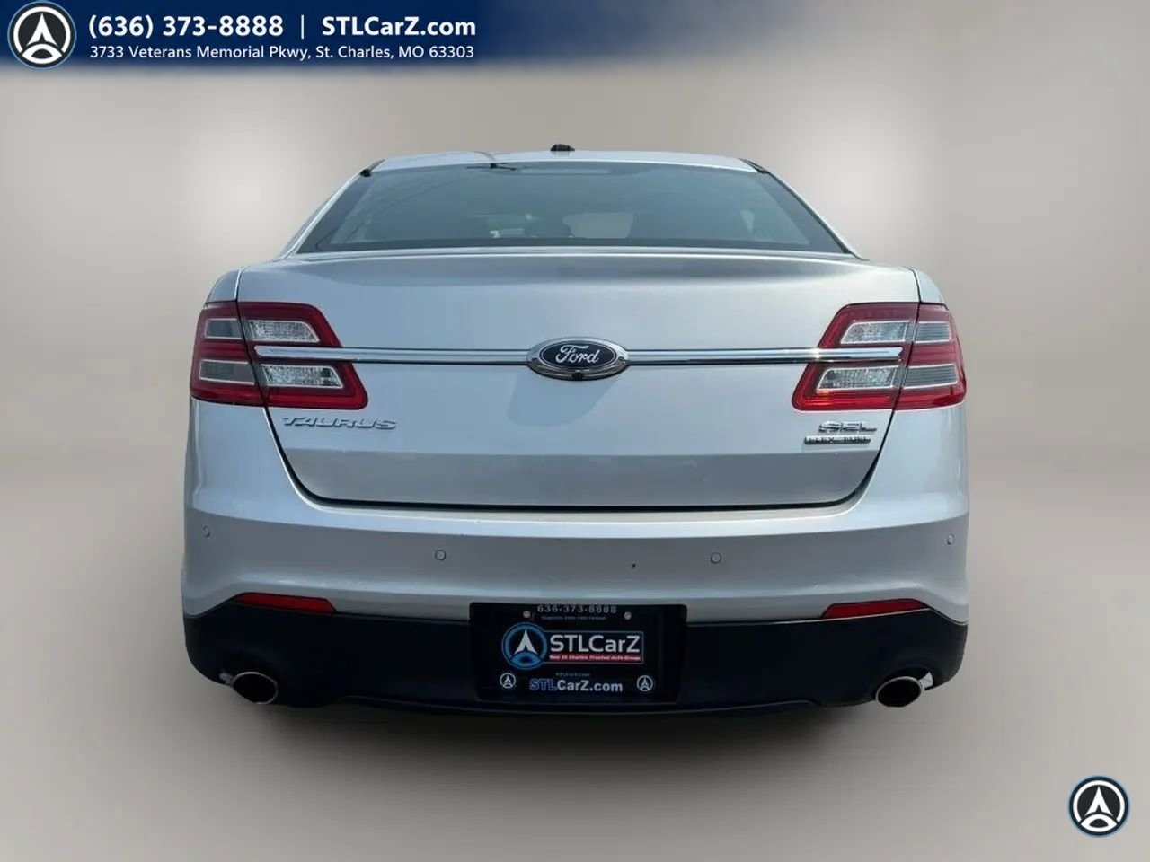 Used 2016 Ford Taurus SEL FWD image 4