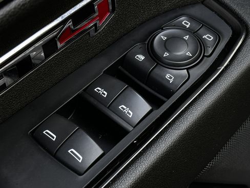 Used 2024 GMC Sierra 1500 AT4 w/ AT4 Preferred Package image 15