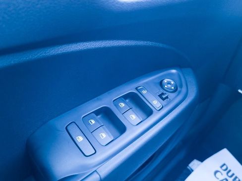 New 2026 Hyundai Venue SEL FWD image 30