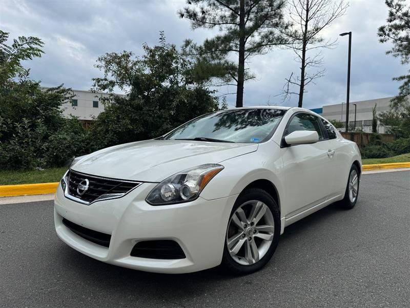 Used 2010 Nissan Altima 2.5 S FWD image 2
