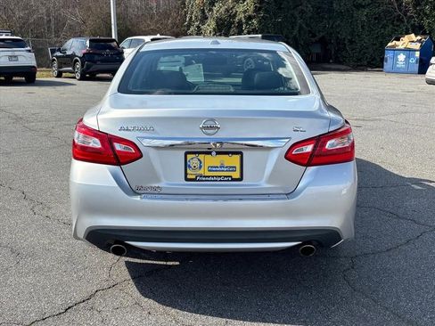 Used 2016 Nissan Altima 2.5 SL w/ Moonroof Package image 24