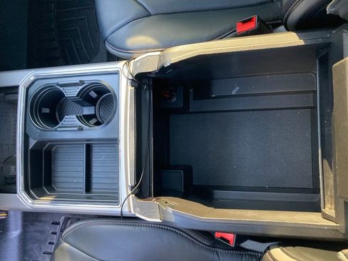 Used 2020 Ford F350 Platinum w/ FX4 Off-Road Package image 27