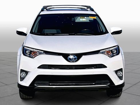 Used 2017 Toyota RAV4 Limited AWD/4WD image 3