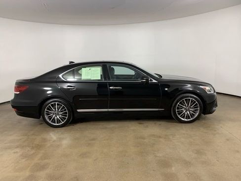 Used 2015 Lexus LS 460 AWD w/ F Sport Package image 7