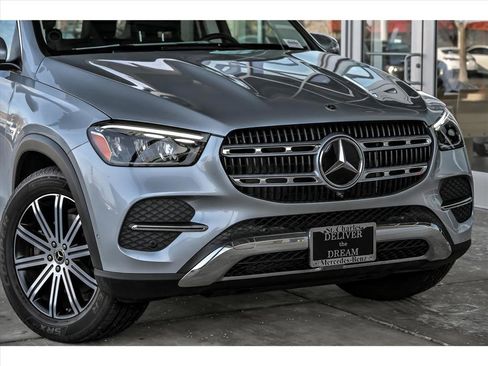 Certified 2025 Mercedes-Benz GLE 350 GLE 350 4MATIC image 2