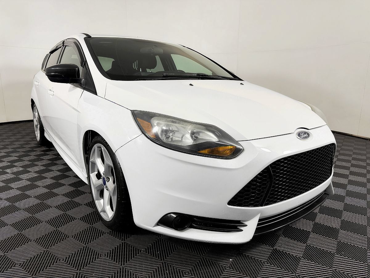 Used 2014 Ford Focus ST FWD image 5