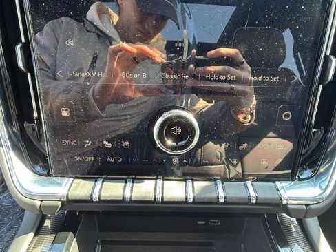 New 2026 GMC Yukon XL Elevation w/ Elevation Premium Package image 14