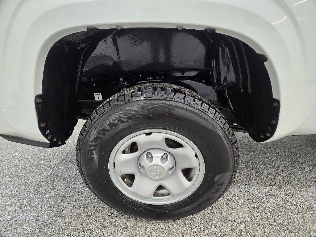 Used 2020 Toyota Tacoma SR RWD image 31