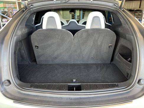 Used 2022 Tesla Model X AWD/4WD image 33