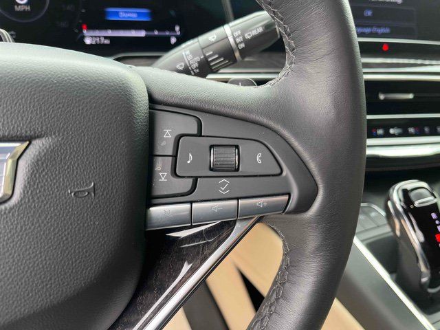 Used 2023 Cadillac Escalade Premium Luxury RWD image 26