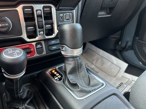 Used 2025 Jeep Wrangler Unlimited Sport S 4xe AWD/4WD image 46