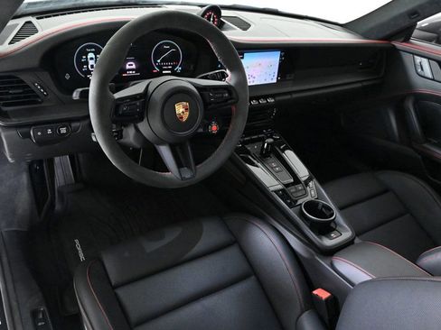 Certified 2025 Porsche 911 GTS image 4