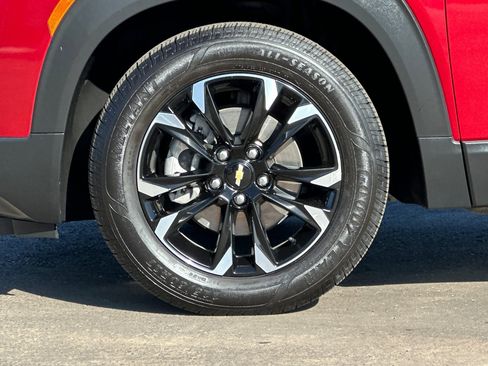Used 2021 Chevrolet TrailBlazer LT w/ Convenience Package image 35