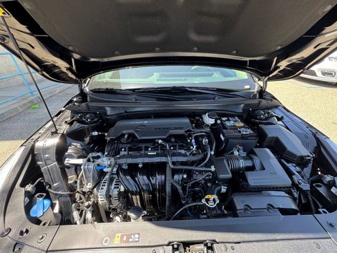 Used 2025 Kia K4 FWD image 32