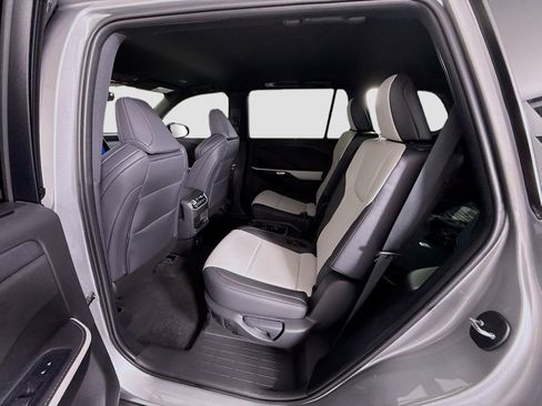 New 2026 Lexus TX 500h AWD image 22