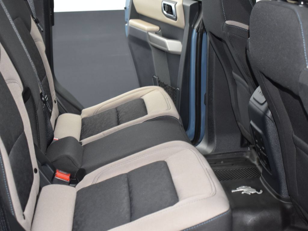 Used 2023 Ford Bronco Wildtrak AWD/4WD image 16