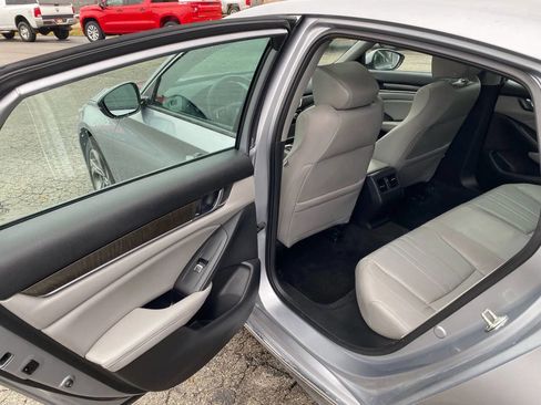 Used 2018 Honda Accord EX-L image 26