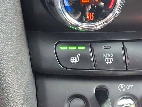 Used 2020 MINI Cooper 2-Door Hardtop w/ Storage Package image 25