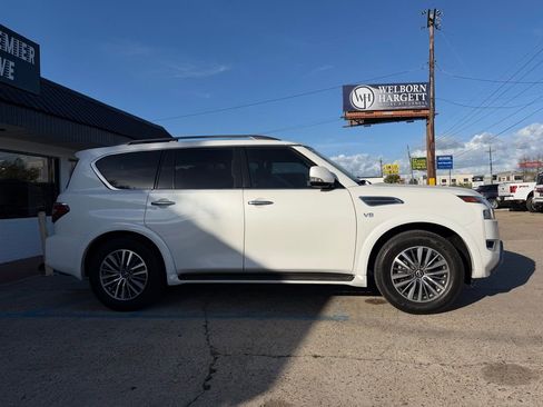 Used 2021 Nissan Armada SV w/ SV Appearance Package image 3