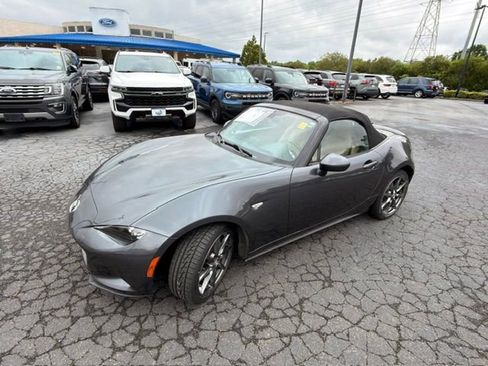 Used 2016 MAZDA MX-5 Miata Grand Touring RWD image 13
