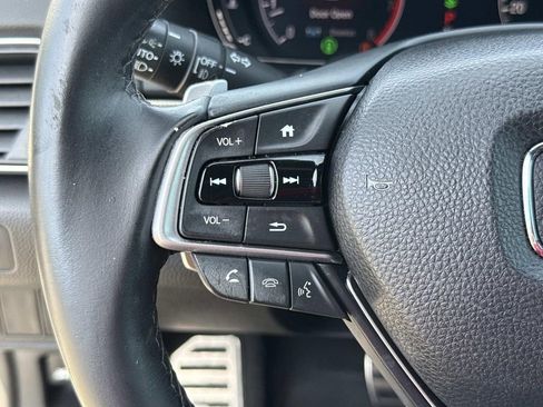 Used 2018 Honda Accord Sport image 41