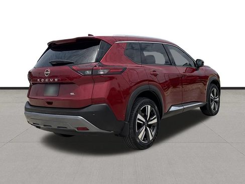 Used 2023 Nissan Rogue SL w/ SL Premium Package FWD image 5