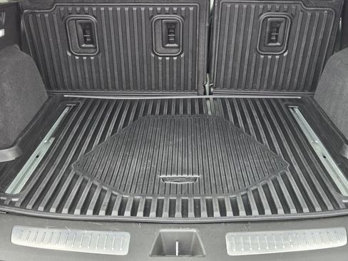 Certified 2023 Cadillac XT5 Premium Luxury w/ Platinum Package image 20