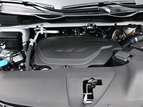New 2026 Honda Odyssey Touring image 22