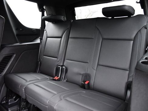 Used 2023 Chevrolet Tahoe Z71 w/ Luxury Package image 21