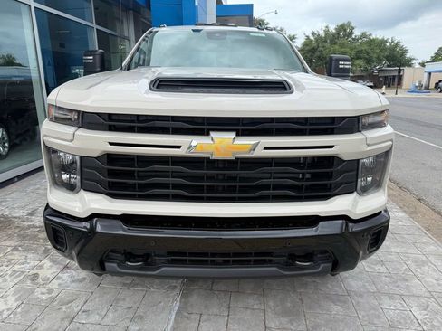 New 2026 Chevrolet Silverado 2500 Custom w/ Custom Value Package AWD/4WD image 7