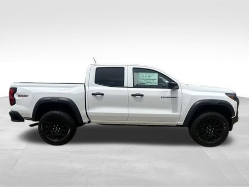 New 2026 Chevrolet Colorado Trail Boss AWD/4WD image 6