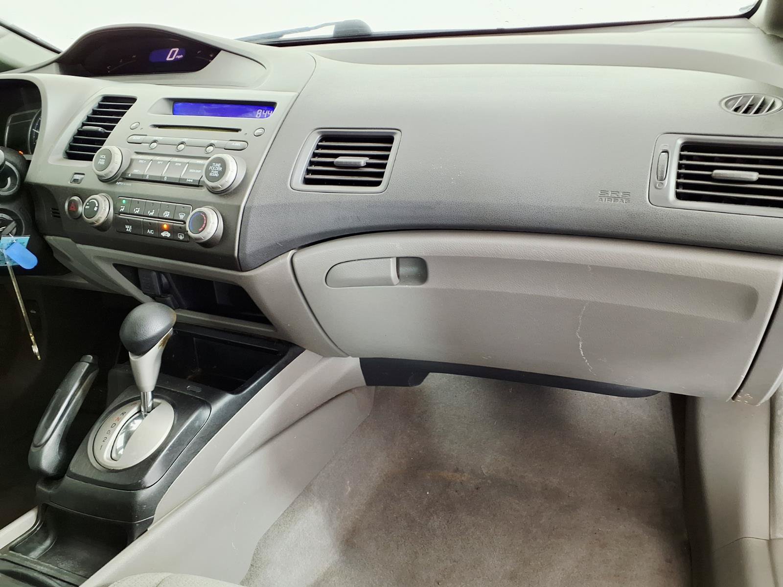 Used 2011 Honda Civic DX-VP image 10
