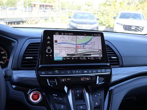 New 2026 Honda Odyssey Elite image 15