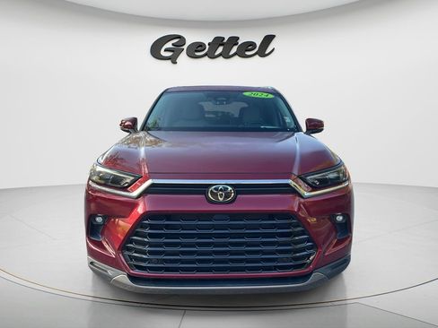 Used 2024 Toyota Grand Highlander AWD image 2